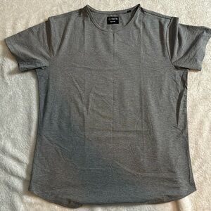 Cuts clothing curve hem shirt Size: XL